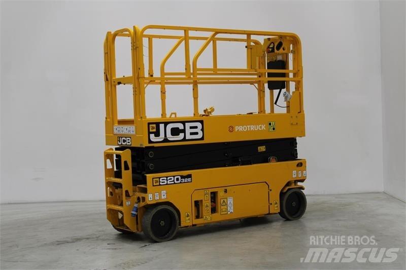 JCB S2032E Ножични работни платформи