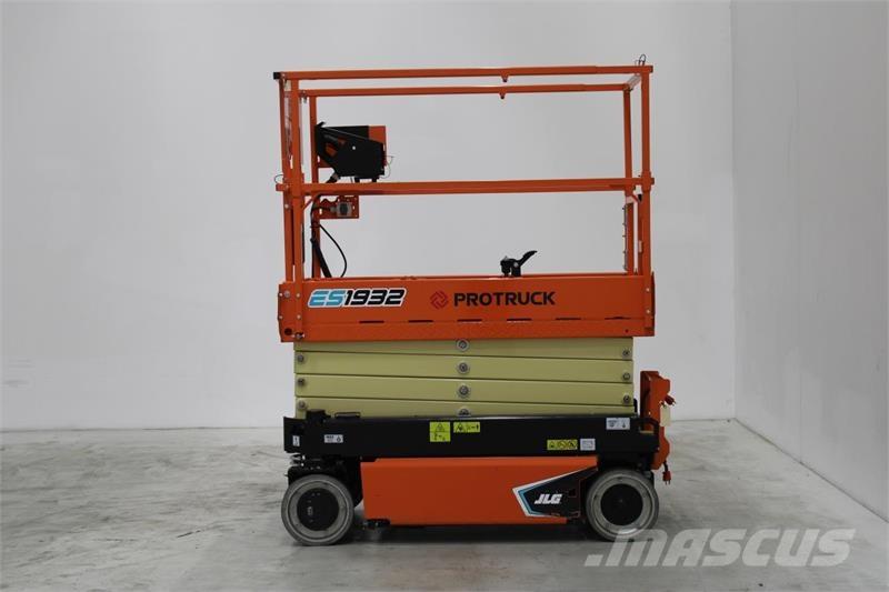 JLG ES1932 Ножични работни платформи