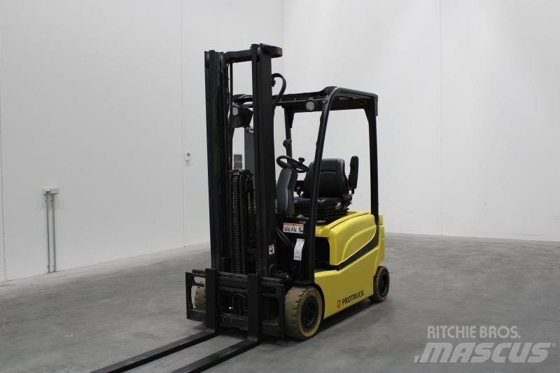 Yale ERP16VF Електрически вилични кари-повдигачи