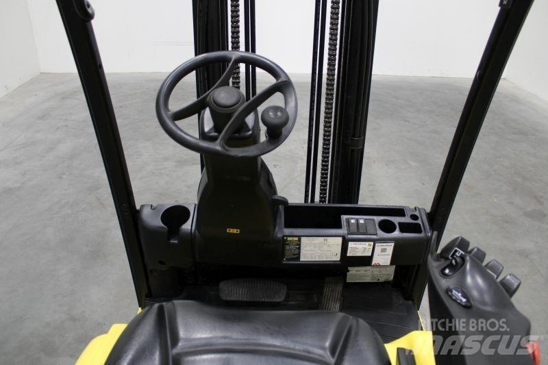 Yale ERP20VT Електрически вилични кари-повдигачи