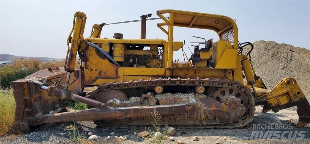 CAT D9E Верижни булдозери
