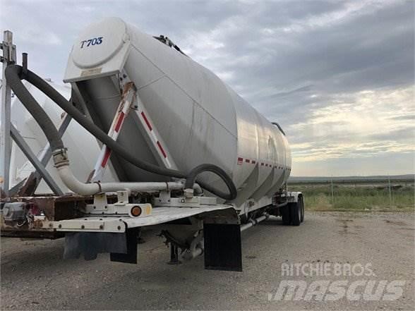 Fruehauf APX9 1525 Полуремаркета цистерни
