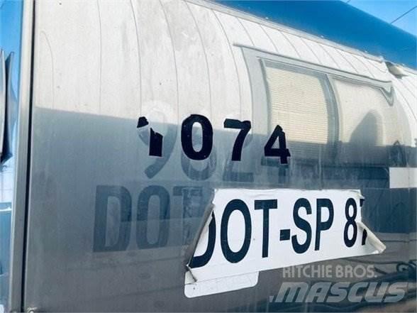Polar SDJ7 5200-1 Полуремаркета цистерни

