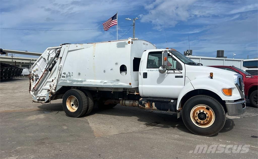 Ford F750 Камиони за отпадъци