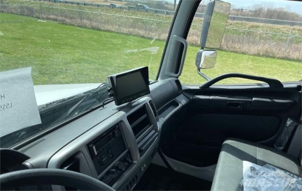 Hino L7 Камиони за отпадъци