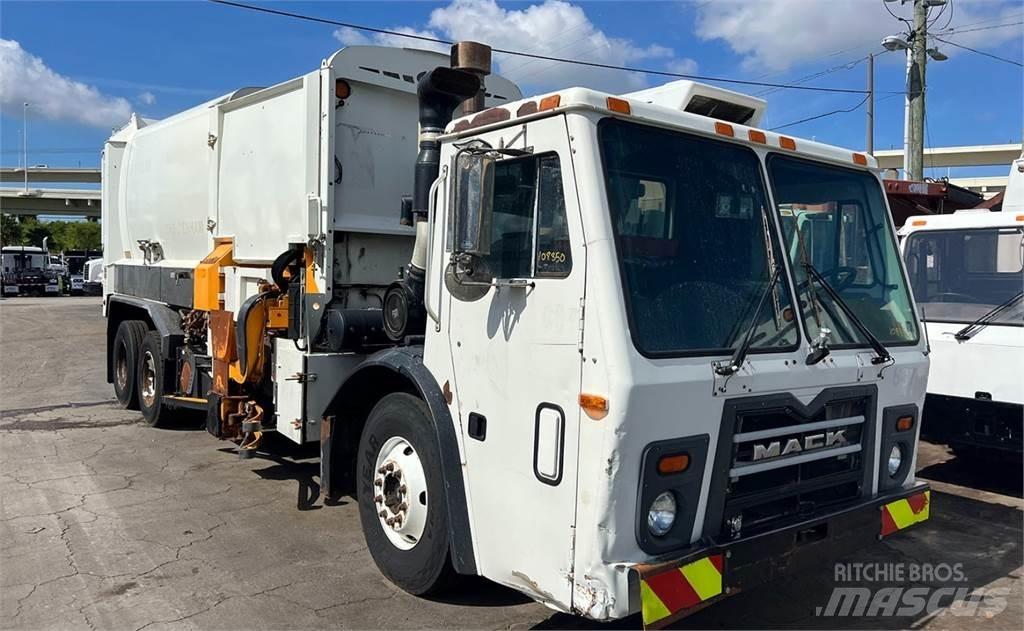 Mack LEU600 Камиони за отпадъци
