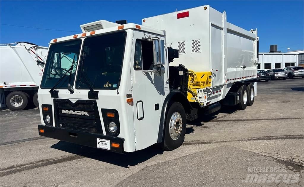 Mack LEU613 Камиони за отпадъци