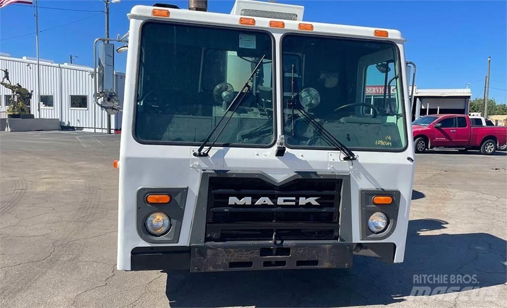 Mack LEU613 Камиони за отпадъци