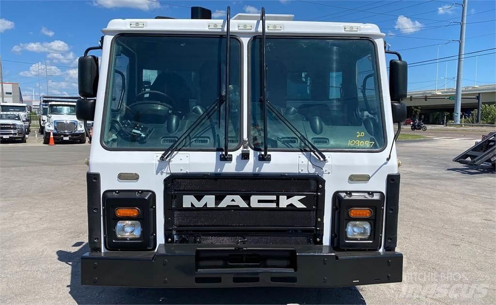 Mack LR613 Камиони за отпадъци