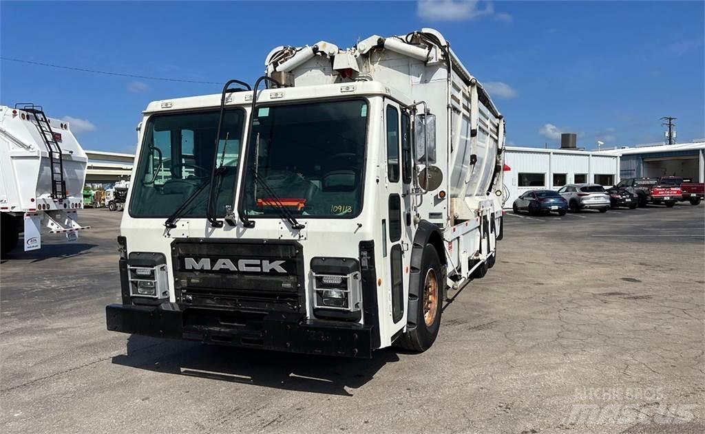 Mack LR613 Камиони за отпадъци