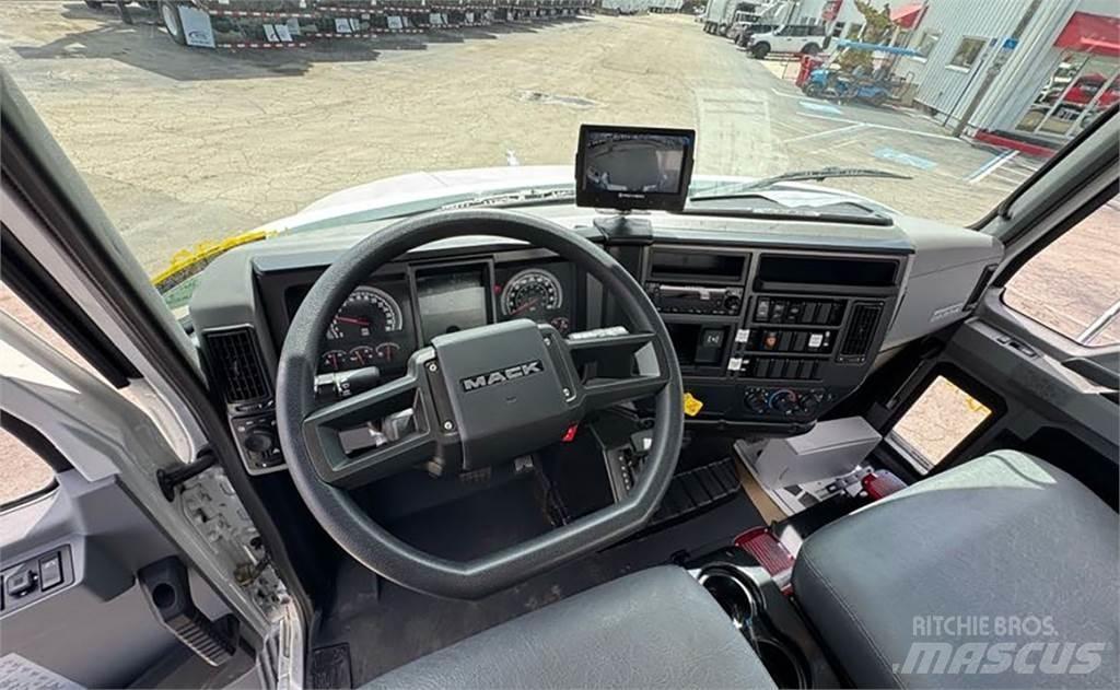 Mack MD6 Камиони за отпадъци