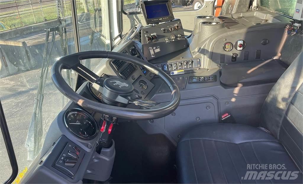 Mack MRU613 Камиони за отпадъци