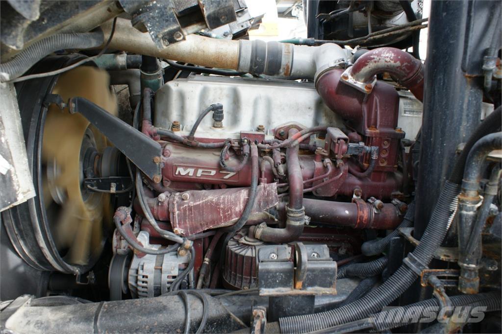 Mack MRU613 Камиони за отпадъци