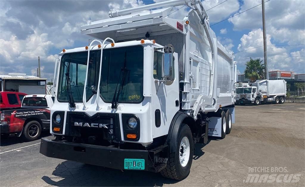 Mack MRU613 Камиони за отпадъци