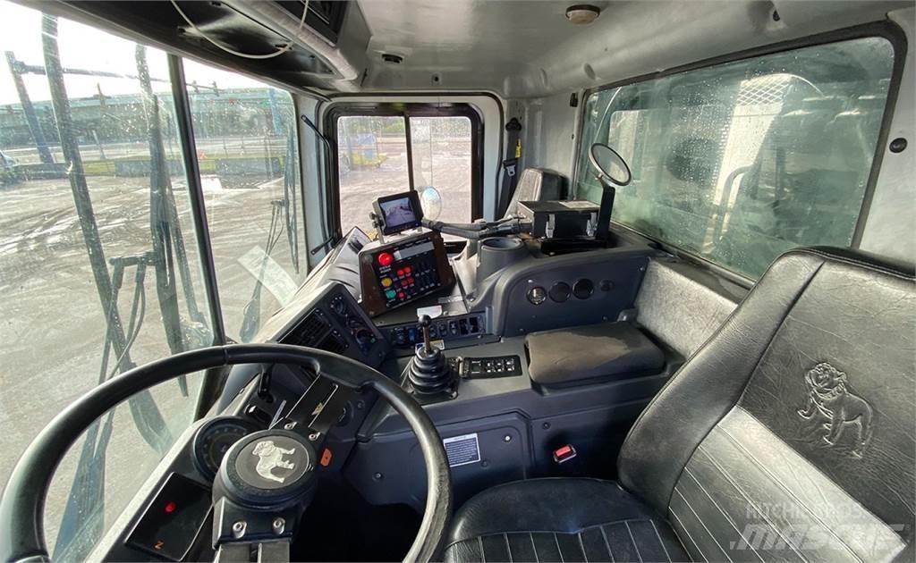 Mack MRU613 Камиони за отпадъци