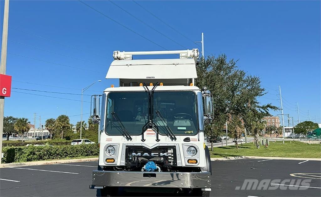 Mack TE64 Камиони за отпадъци