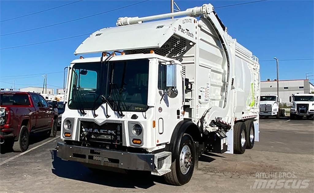 Mack TERRAPRO Камиони за отпадъци