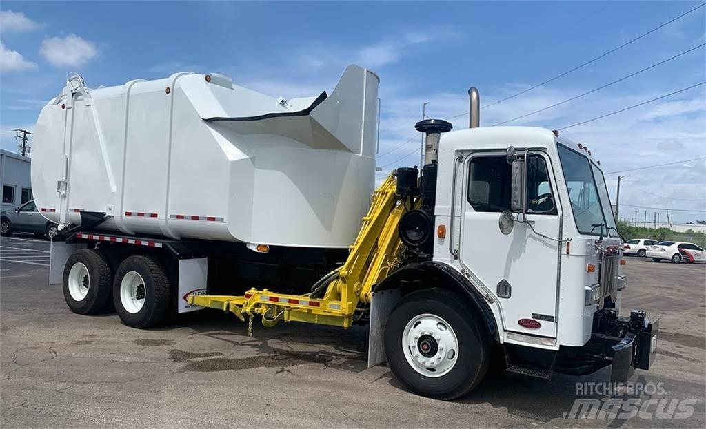 Peterbilt 320 Камиони за отпадъци