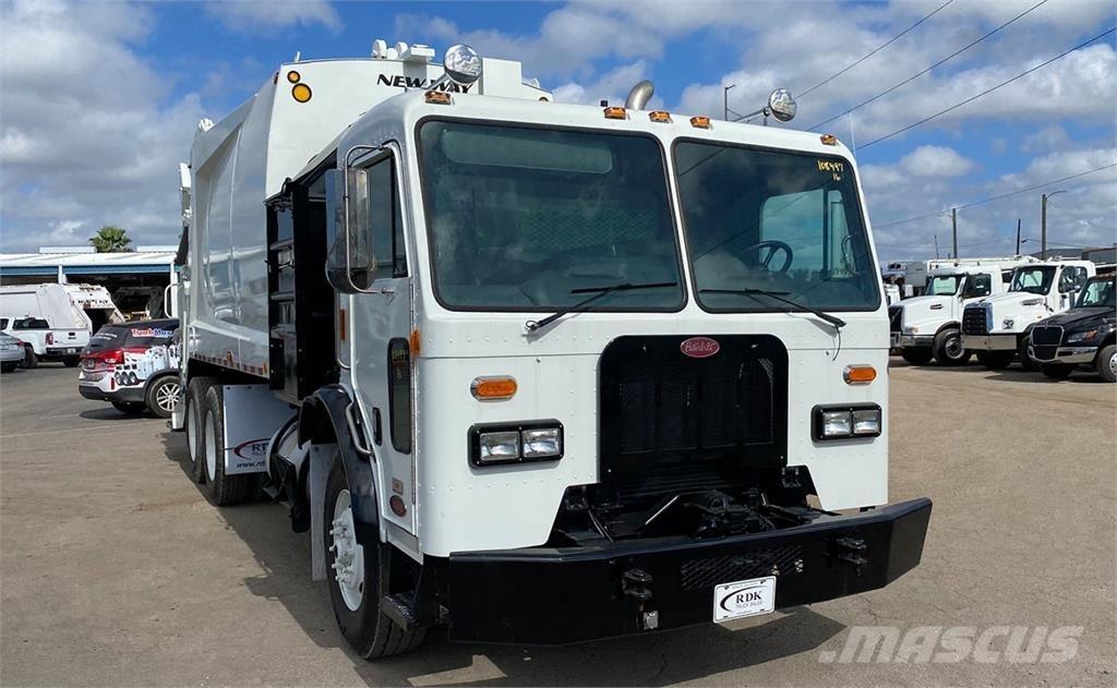 Peterbilt 320 Камиони за отпадъци