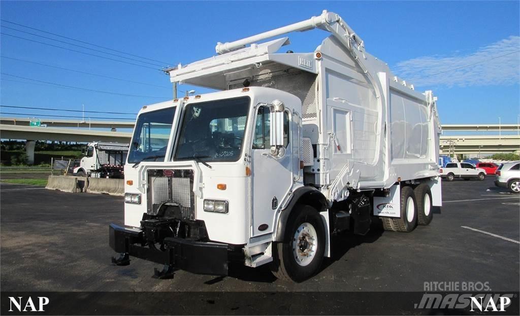 Peterbilt 320 Камиони за отпадъци