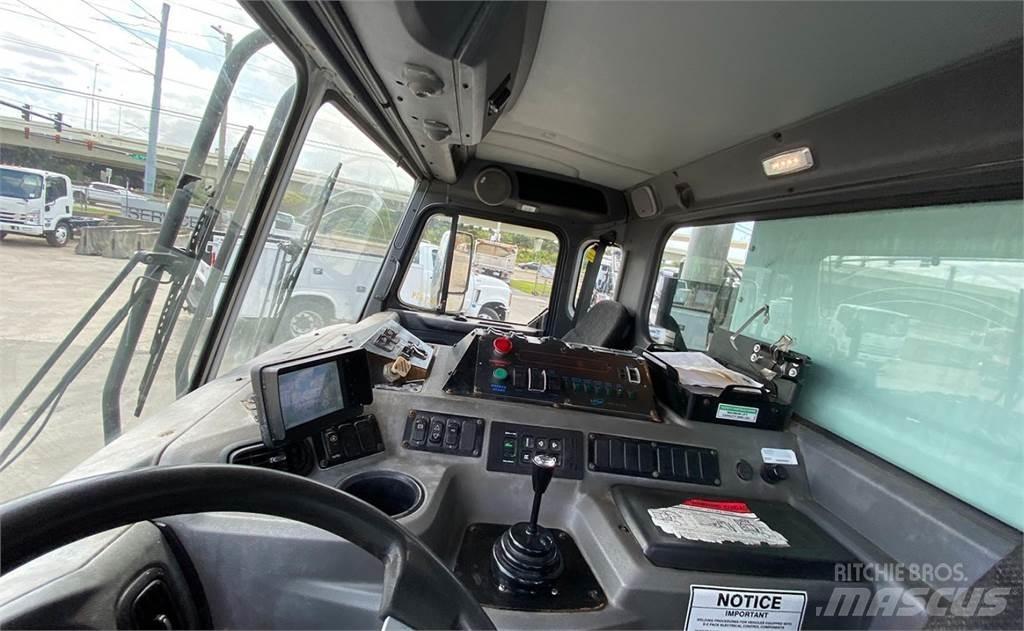 Peterbilt 520 Камиони за отпадъци