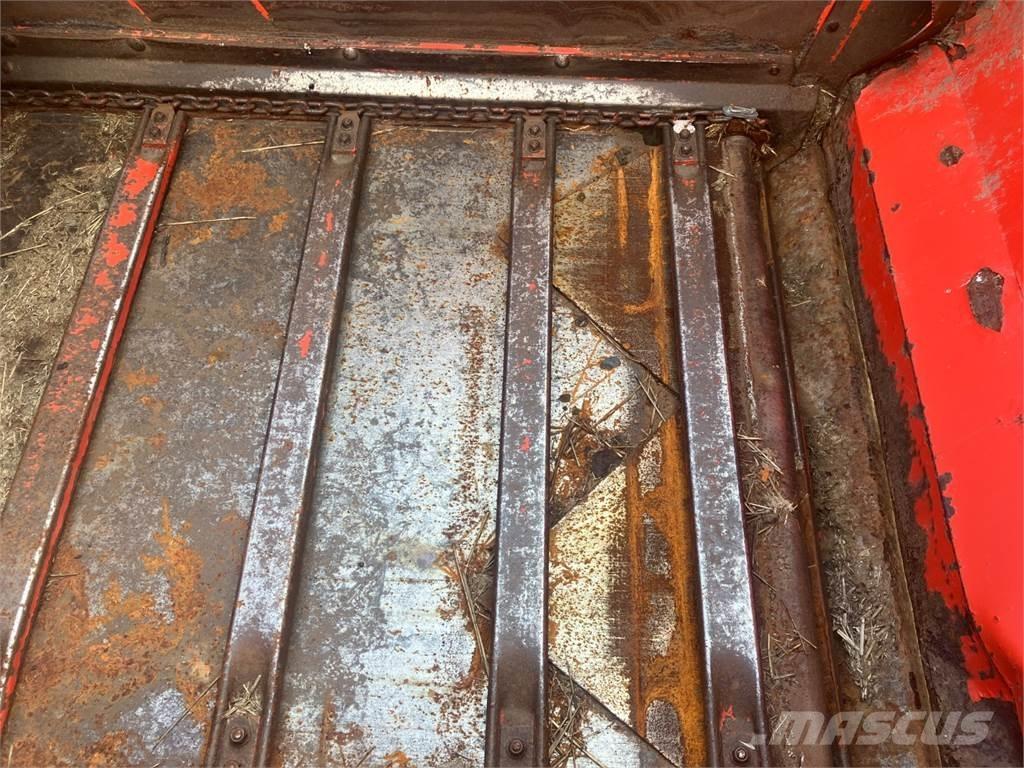 Kuhn 3570 Резачки за бали, резачки и машини за отмотаване на бали