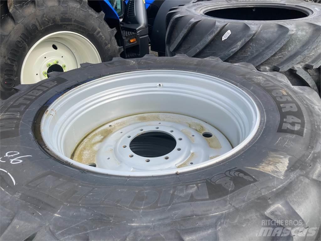Michelin  Колелета/Гуми
