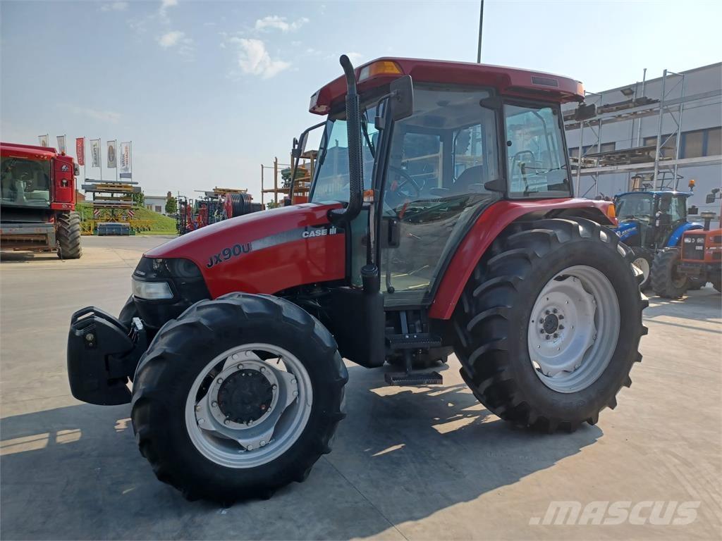 CASE JXU90 Трактори