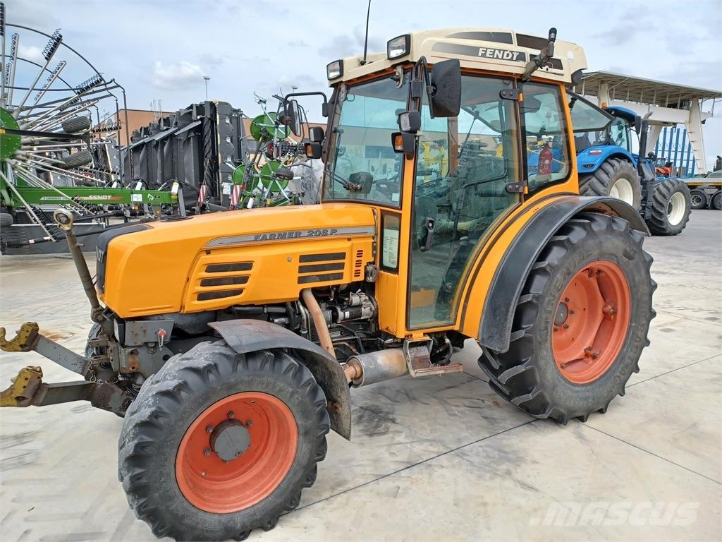 Fendt 208P Трактори