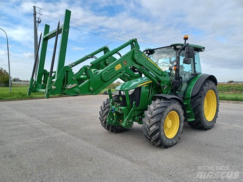 John Deere 5125R Трактори