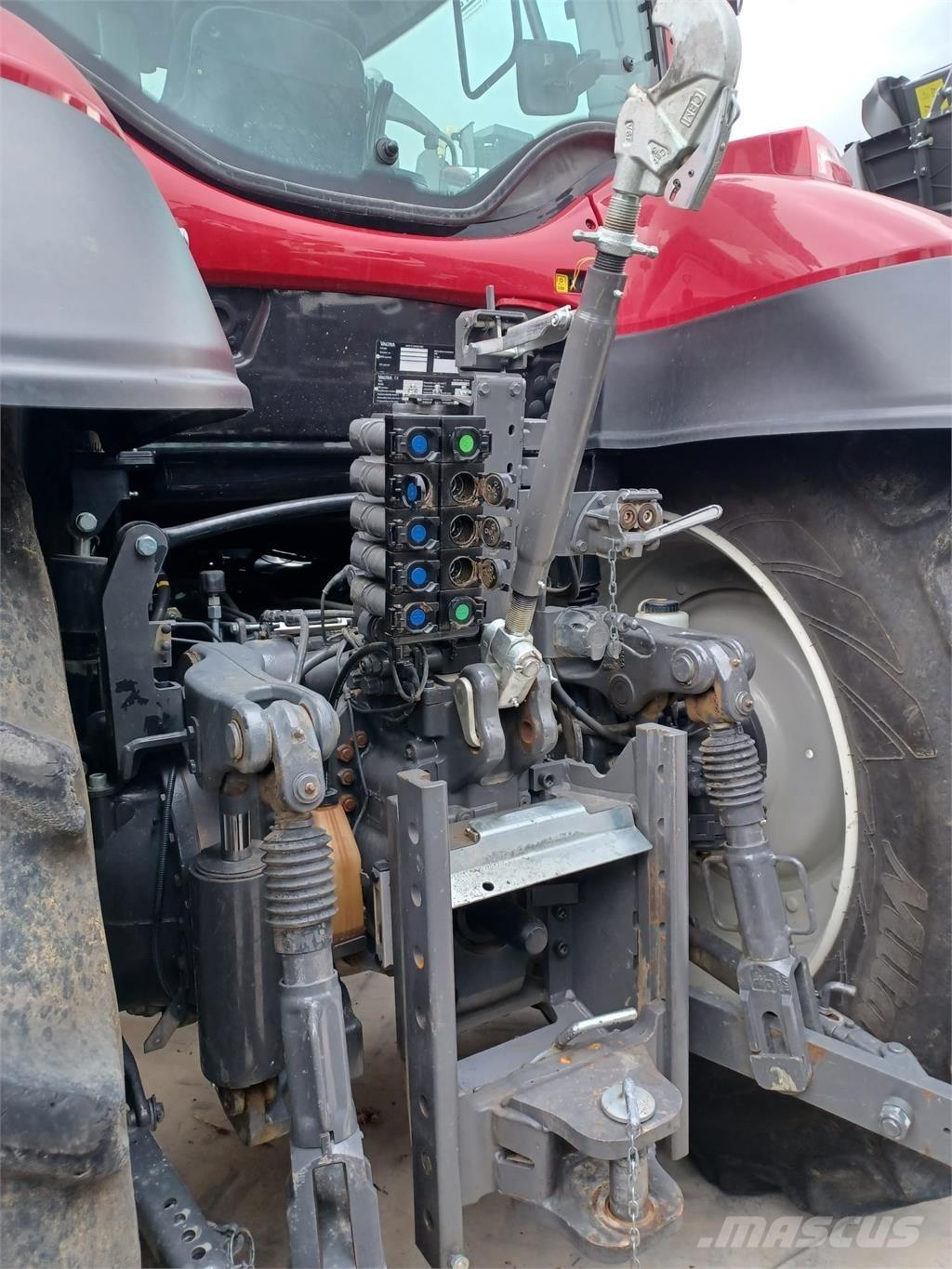 Valtra T 214 Трактори