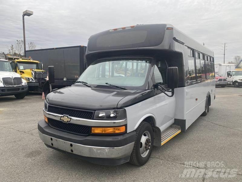 Chevrolet Express Мини бусове