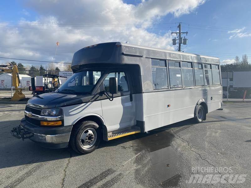 Chevrolet Express Мини бусове