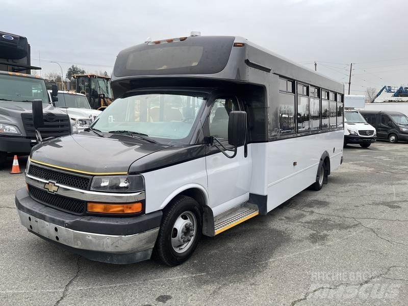 Chevrolet Express Мини бусове