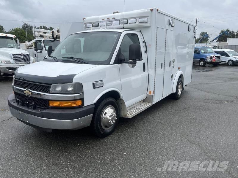 Chevrolet Express Мини бусове
