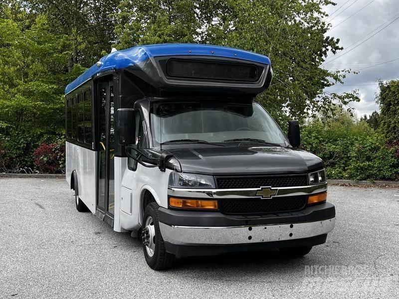 Chevrolet Express Мини бусове