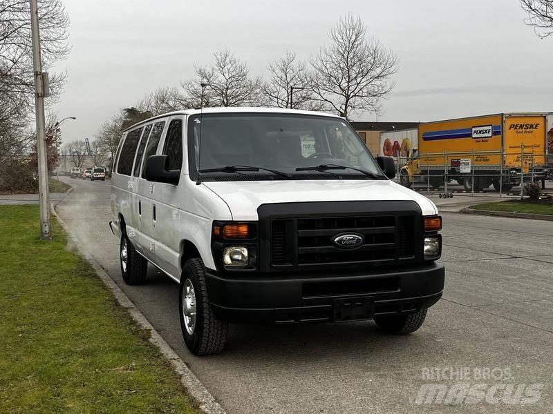 Ford Econoline Коли