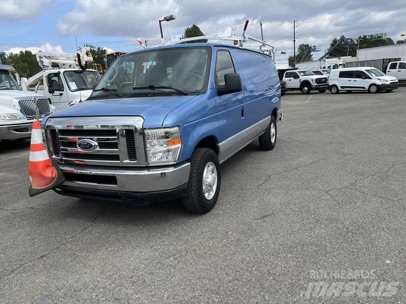 Ford Econoline Ванове за доставки