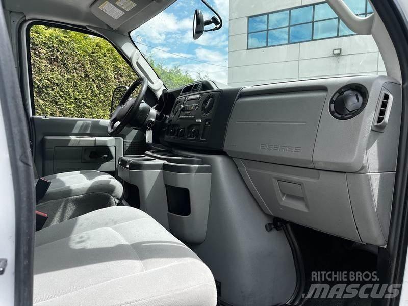 Ford Econoline Ванове за доставки