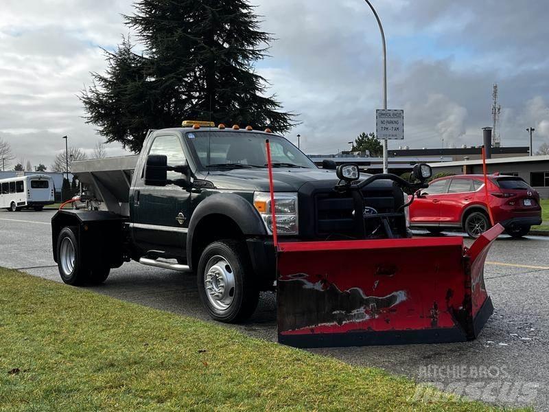 Ford F-550 Снегочистачки