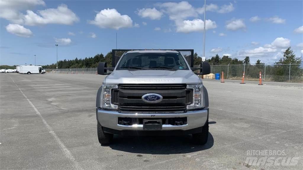 Ford F-550 Бордови