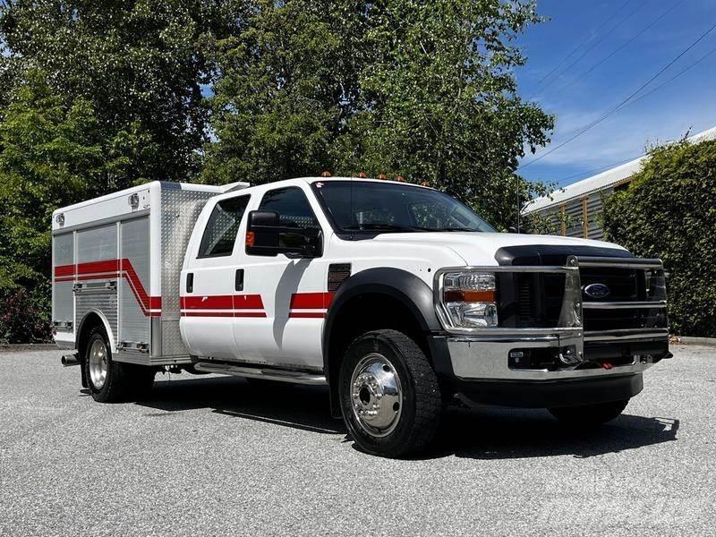 Ford F-550 Общински/универсални превозни средства
