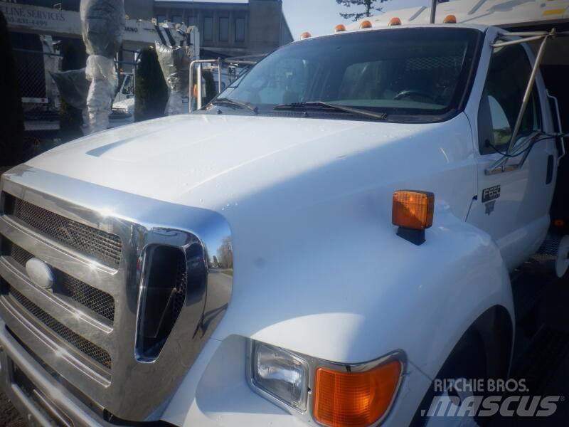 Ford F-650 Комби / вакуум камиони
