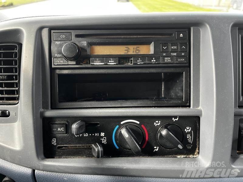 Hino 268 Ванове за доставки