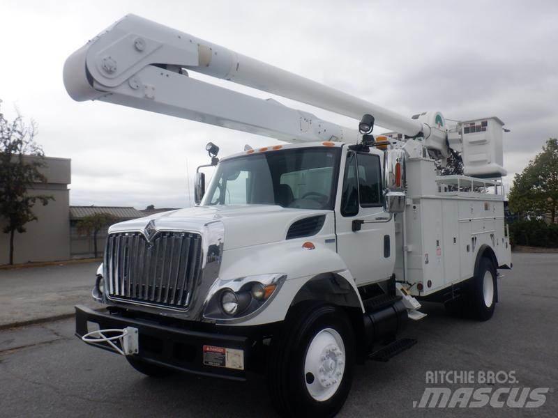 International 7400 Други