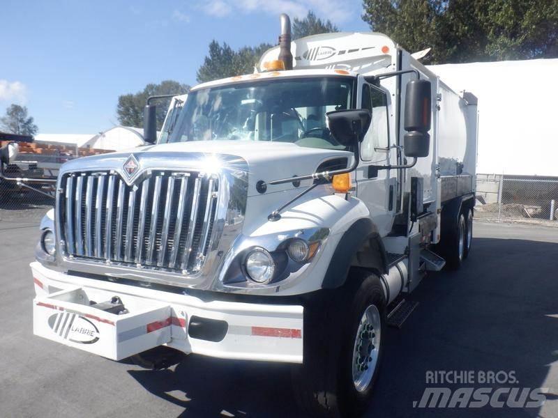 International 7400 Камиони за отпадъци