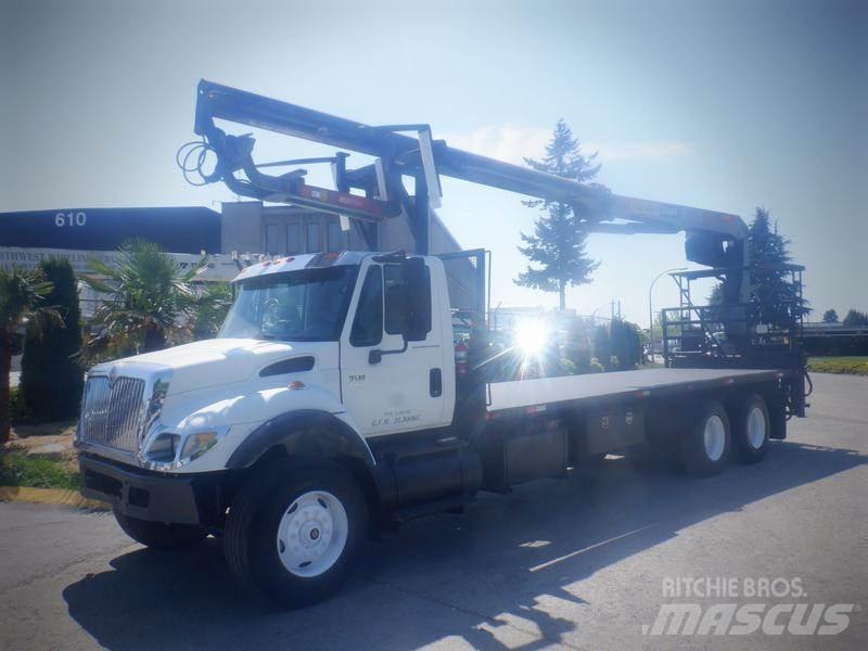 International 7500 Автокранове