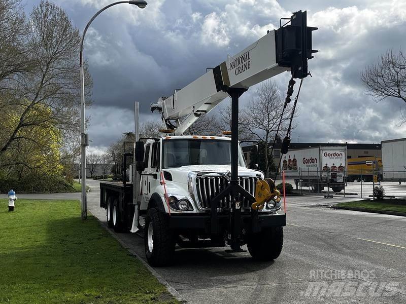 International 7500 Автокранове