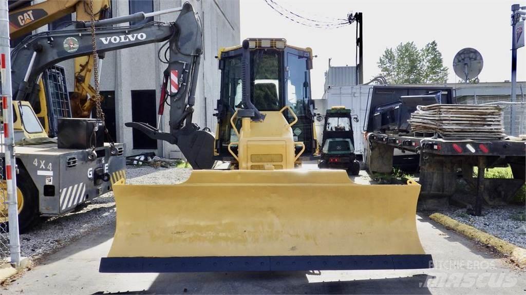 Komatsu D37PX-22 Верижен екскаватор