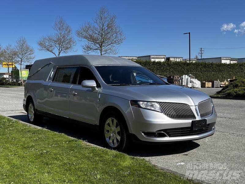 Lincoln MKT Коли